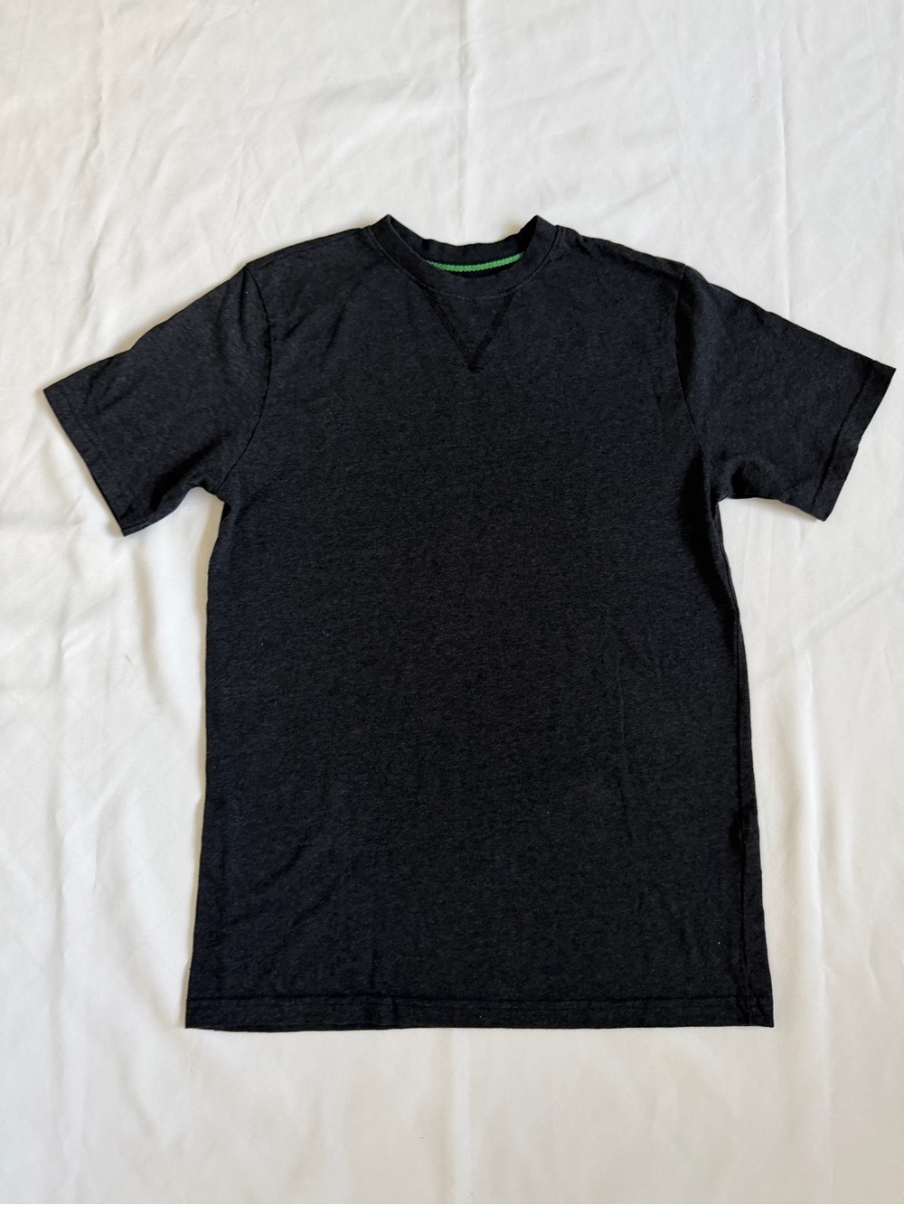 Men's Black Crewneck Short Sleeve Tee sz S. Recycled Fiber Yarn. T122